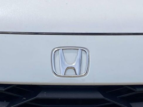 Used 2025 Honda HR-V Sport image 11