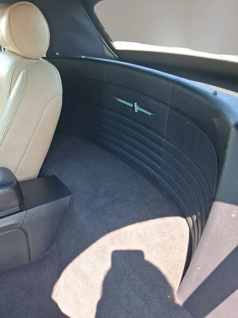 Used 2004 Ford Thunderbird RWD image 26