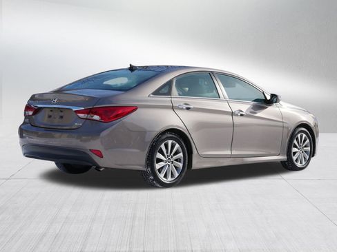 Used 2014 Hyundai Sonata Limited w/ Technology Package 05 image 7