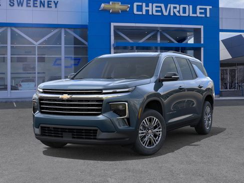 New 2026 Chevrolet Traverse LT image 6