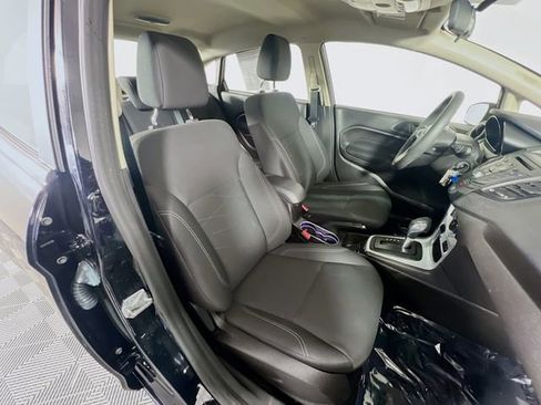 Used 2018 Ford Fiesta SE image 29