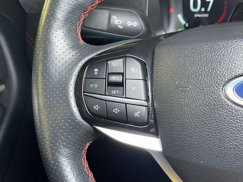 Used 2025 Ford Explorer ST-Line w/ ST-Line Street Pack AWD/4WD image 41