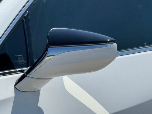 Used 2024 Lexus UX 250h F Sport FWD image 6
