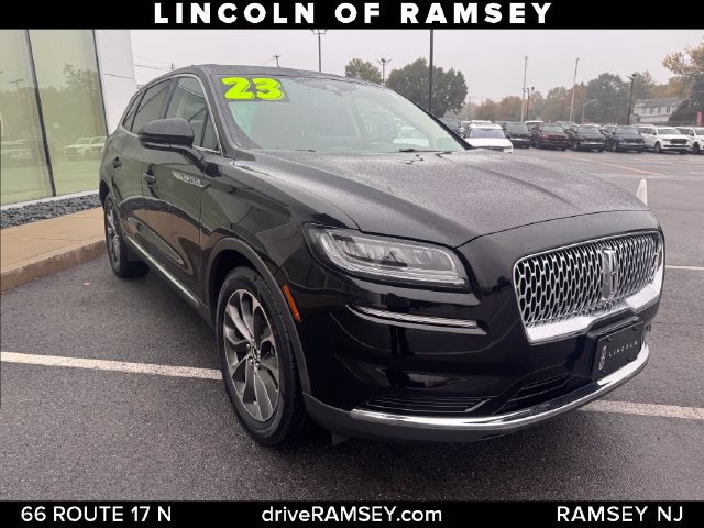 Certified 2023 Lincoln Nautilus Reserve AWD/4WD image 9