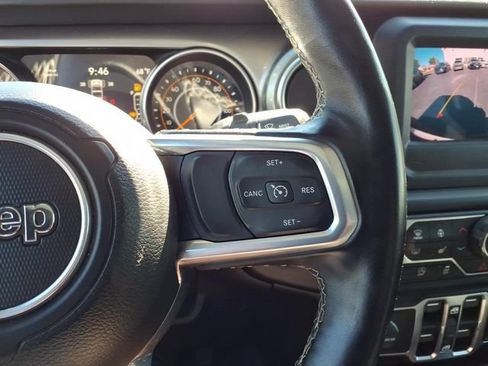 Used 2020 Jeep Wrangler Unlimited Sahara w/ Cold Weather Group AWD/4WD image 26