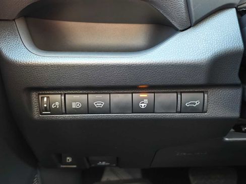 Certified 2025 Toyota RAV4 XLE image 27