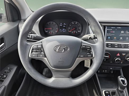 Used 2018 Hyundai Accent SEL image 23