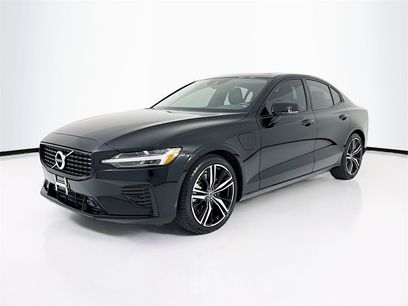 Used 2022 Volvo S60 T8 R-Design Expression w/ Premium Package