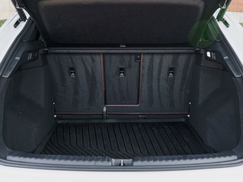 Used 2024 Audi Q4 e-tron Premium image 26