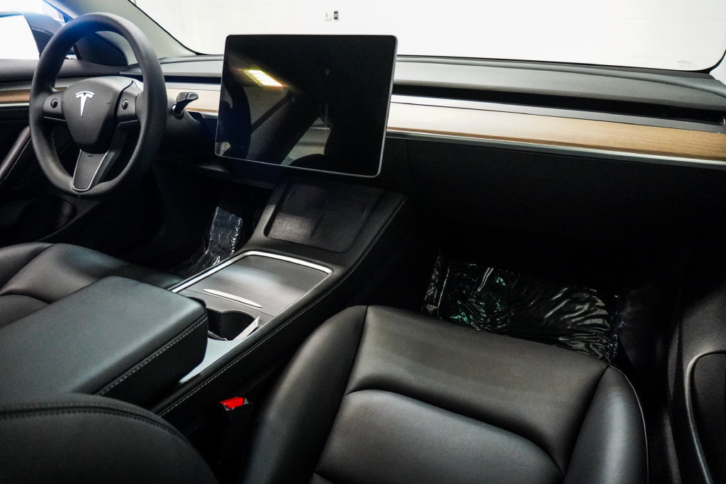 Used 2023 Tesla Model 3 Standard Range RWD image 10
