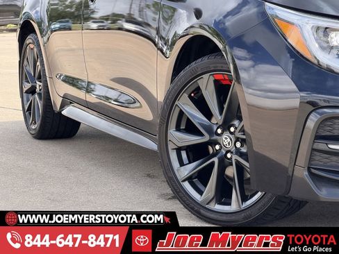 Used 2024 Toyota Corolla SE image 12