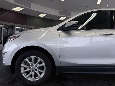 Used 2018 Chevrolet Equinox LT image 19