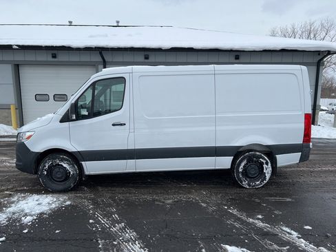 New 2025 Mercedes-Benz Sprinter 2500 image 4