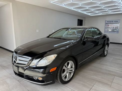 Used 2011 Mercedes-Benz E 350 Cabriolet image 2