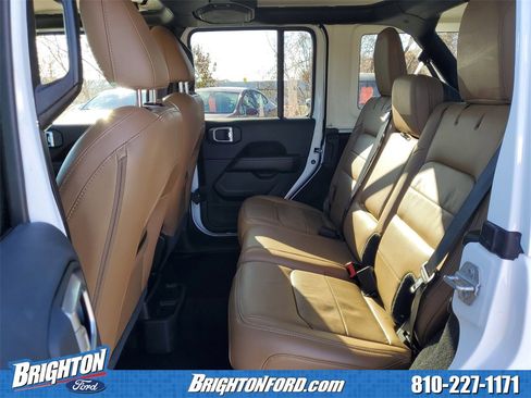 Used 2021 Jeep Wrangler Unlimited Sahara image 11