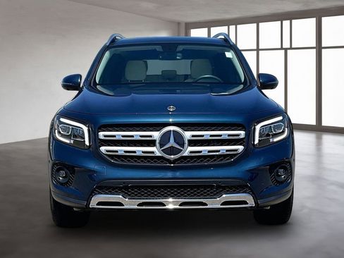 Used 2023 Mercedes-Benz GLB 250 4MATIC image 3