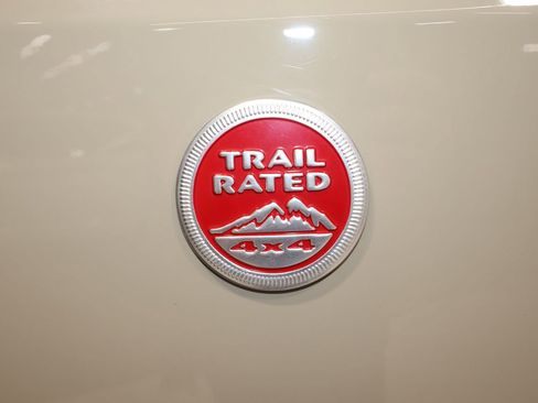 Used 2017 Jeep Wrangler Unlimited Rubicon image 33