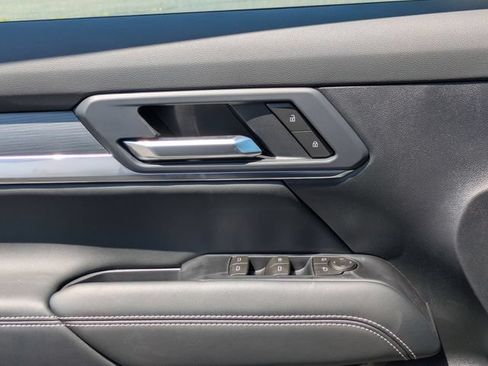 New 2026 GMC Terrain Elevation AWD/4WD image 12