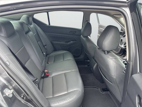 Certified 2023 Nissan Altima 2.5 SV FWD image 32