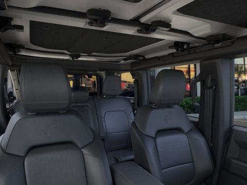 New 2026 Ford Bronco Badlands image 12