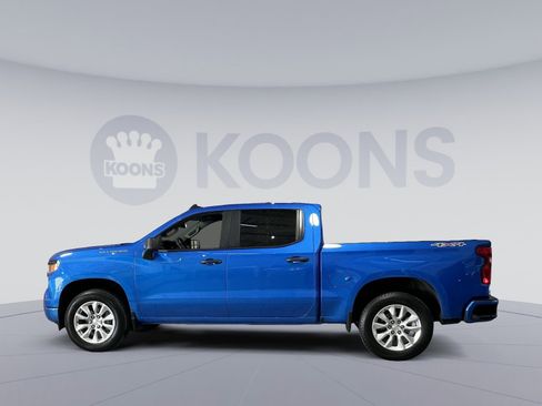 Used 2025 Chevrolet Silverado 1500 Custom image 13