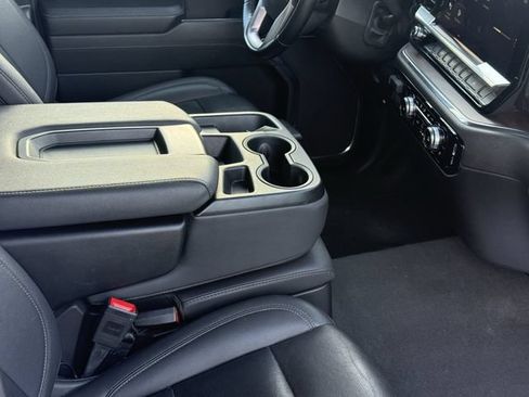 Used 2025 GMC Sierra 1500 SLT RWD image 20