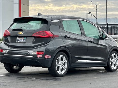 Used 2019 Chevrolet Bolt LT image 4