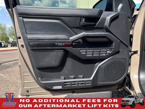 Used 2025 Toyota Tacoma TRD Pro AWD/4WD image 17