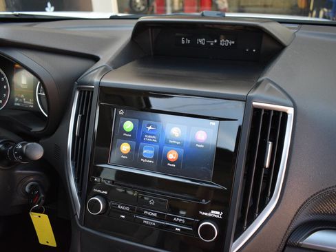 Used 2020 Subaru Forester Premium image 22