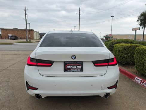 Used 2019 BMW 330i xDrive Sedan w/ Convenience Package AWD/4WD image 4