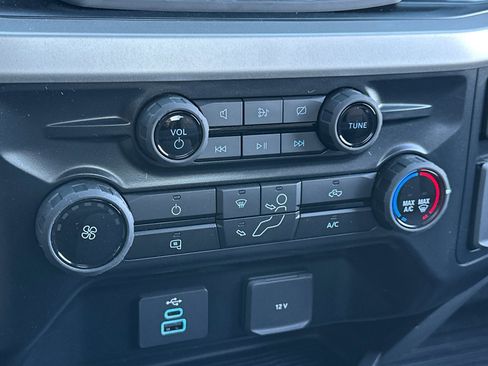 Used 2024 Ford F350 XLT image 17