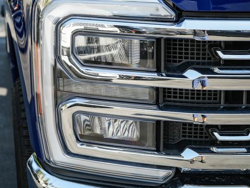 Used 2026 Ford F250 Lariat w/ Chrome Package AWD/4WD image 8