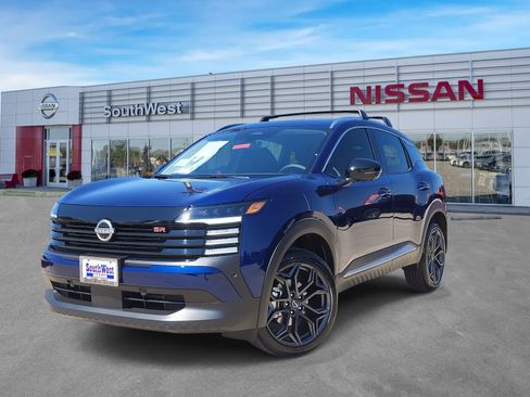 New 2026 Nissan Kicks SR image 1