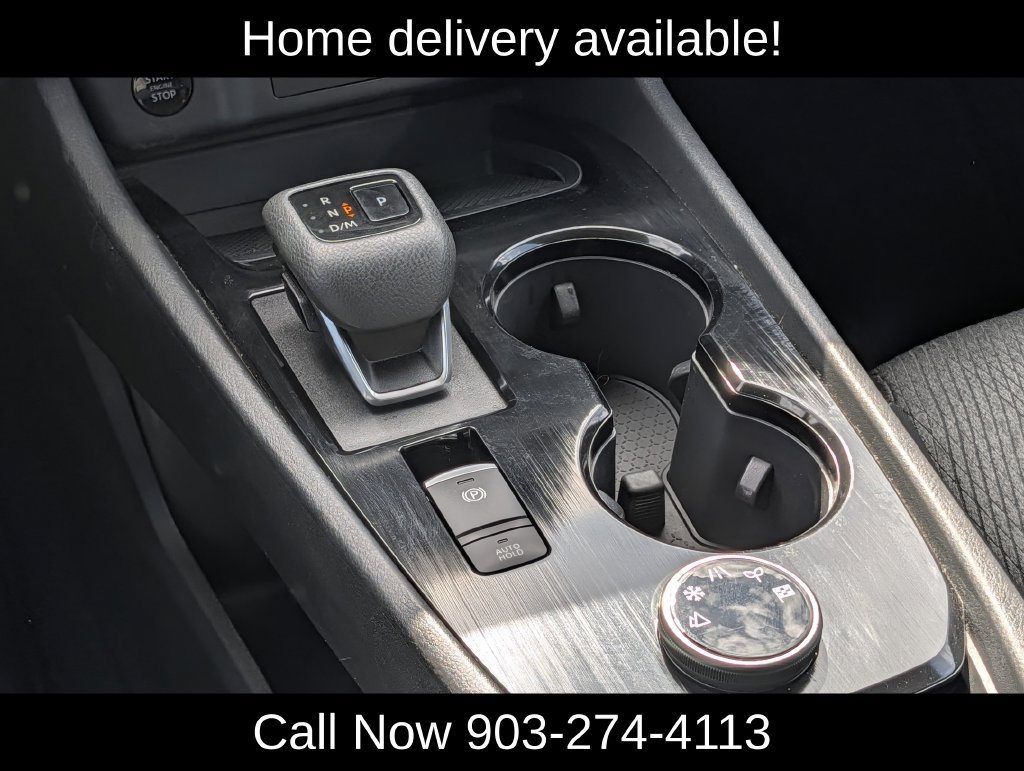 Used 2025 Nissan Rogue SV AWD/4WD image 16
