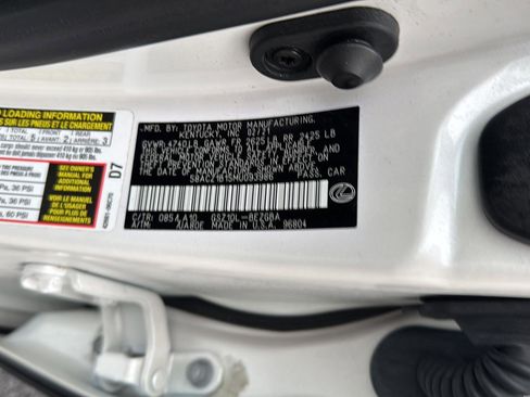 Certified 2021 Lexus ES 350 w/ Accessory Package image 38