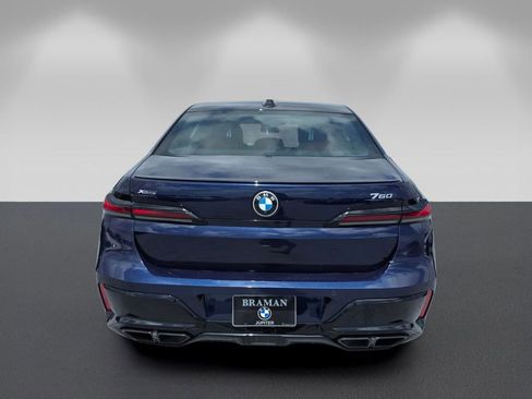 Certified 2023 BMW 760i xDrive AWD/4WD image 5