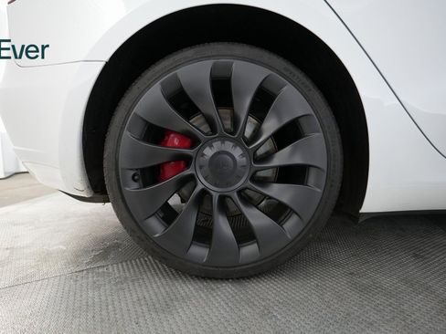 Used 2023 Tesla Model 3 Performance image 17