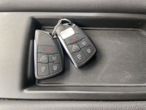 Used 2024 Chevrolet Silverado 1500 Custom image 32