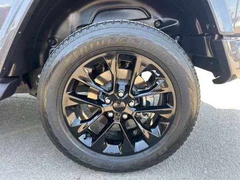 Used 2021 Jeep Wrangler Unlimited Sahara image 14