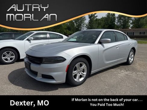 Used 2022 Dodge Charger SXT w/ Leather Interior Group image 1