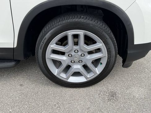 Used 2024 Honda Passport EX-L image 10