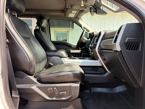 Used 2018 Ford F250 Lariat w/ Lariat Ultimate Package AWD/4WD image 11