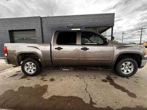 Used 2012 GMC Sierra 1500 SLE w/ Power Tech Package RWD image 9