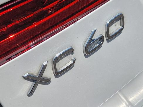 Certified 2024 Volvo XC60 T8 Ultimate w/ Protection Package Premier AWD/4WD image 35