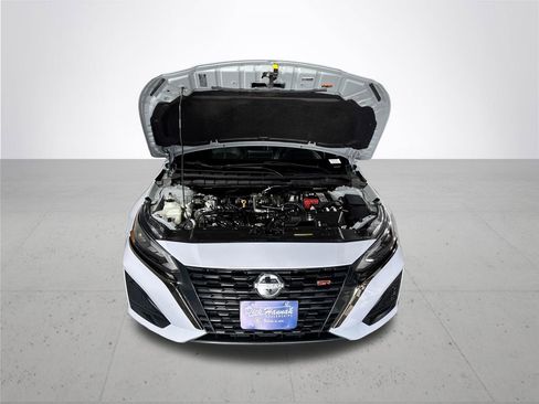 Used 2025 Nissan Altima 2.5 SR FWD image 21