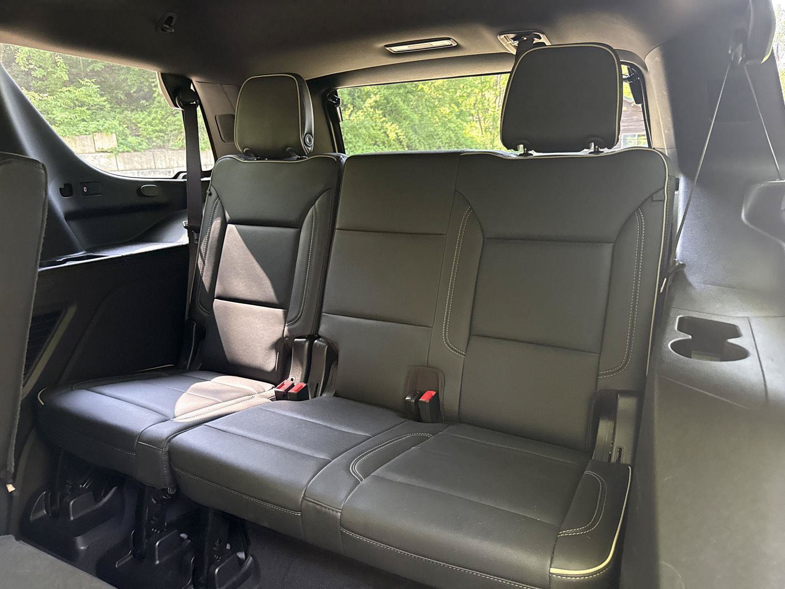 Used 2022 GMC Yukon SLT w/ SLT Premium Package AWD/4WD image 15