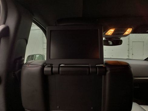 Used 2018 Dodge Durango R/T w/ Technology Group image 25