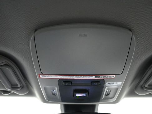 Used 2021 Toyota Camry LE image 17