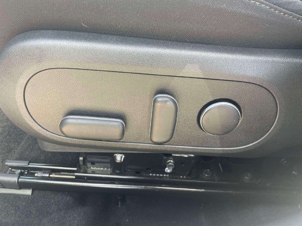 Used 2024 Hyundai Kona SEL AWD/4WD image 18