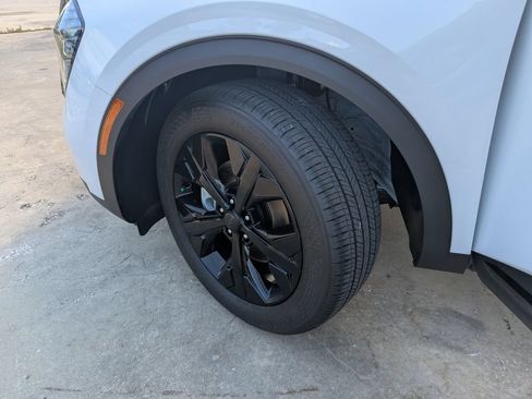 Certified 2025 Kia Sportage X-Line AWD/4WD image 36